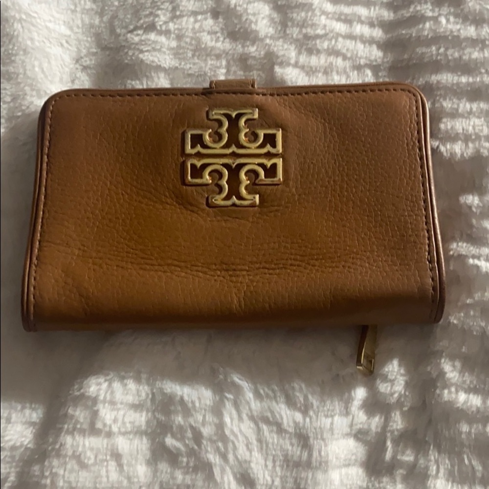 Tory Burch wallet